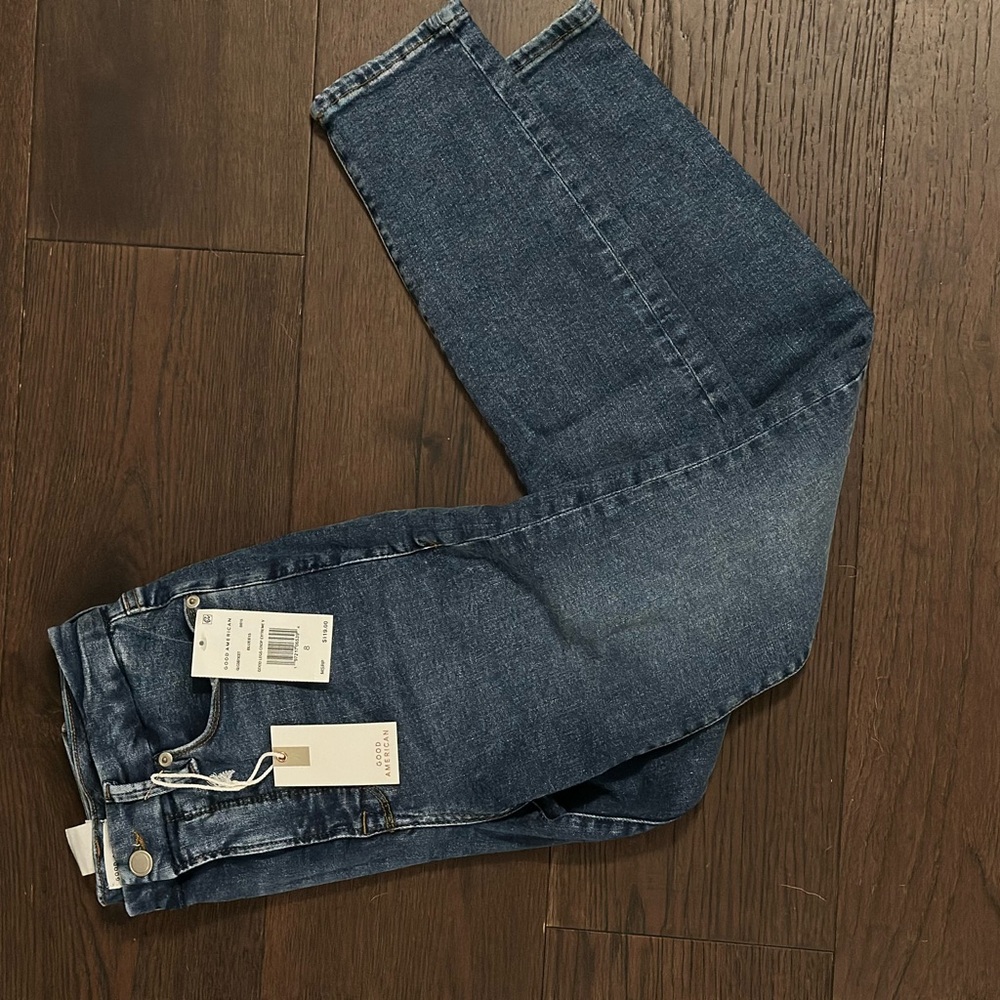 Good Legs Skinny Cropped Jeans by Good American - Picture 3 of 6